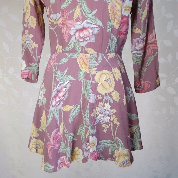 Vintage 90s Large Collar Floral Flowy Hem Blouse Lavender Passports S - Picture 8 of 11